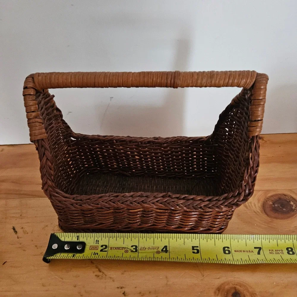 Vintage Small Brown Wicker Woven Storage Basket Handle Farmhouse Decor 7.5 Inch